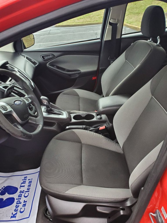 2012 Ford Focus Image 5