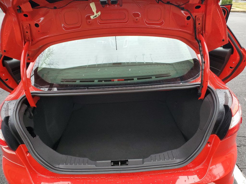 2012 Ford Focus Image 7