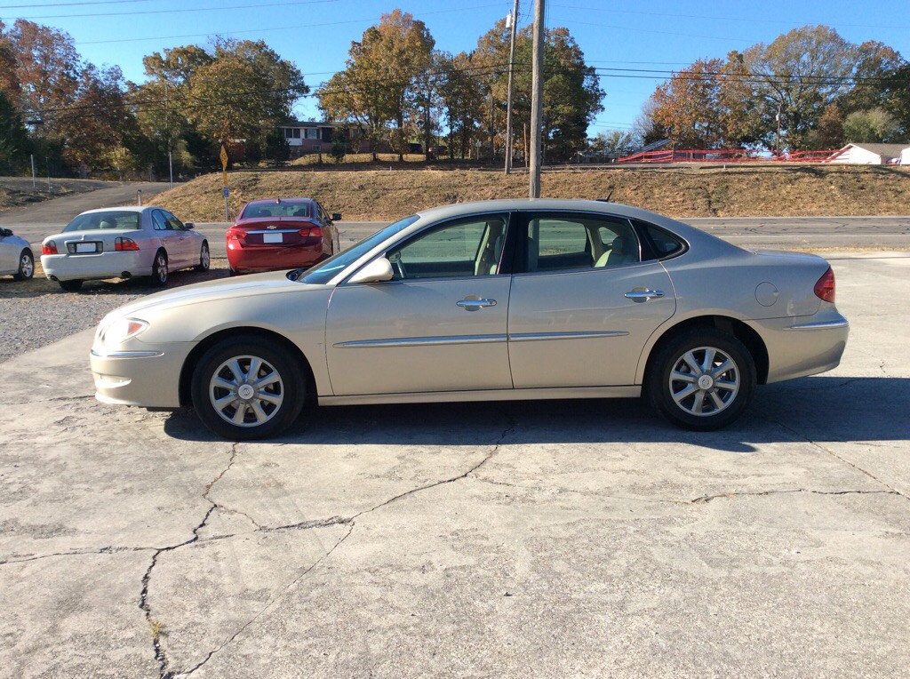 2008 Buick Lacrosse Image 1
