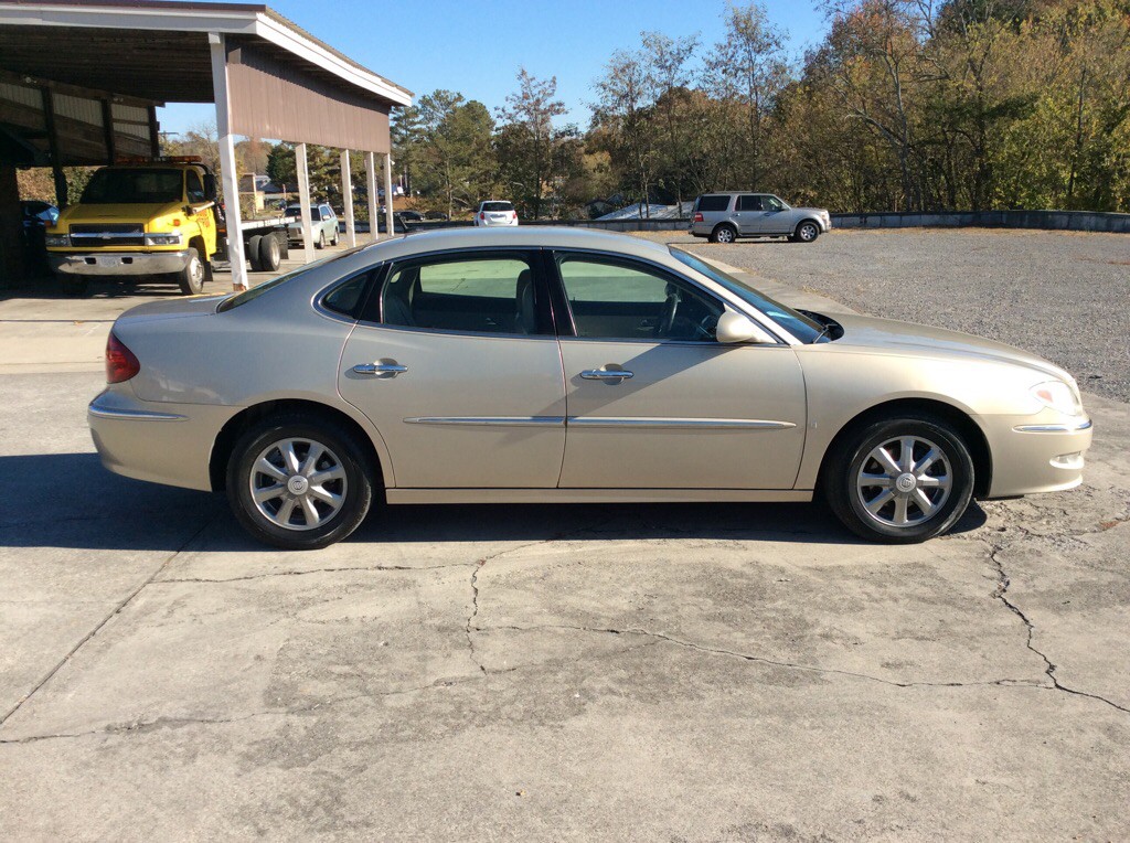 2008 Buick Lacrosse Image 3