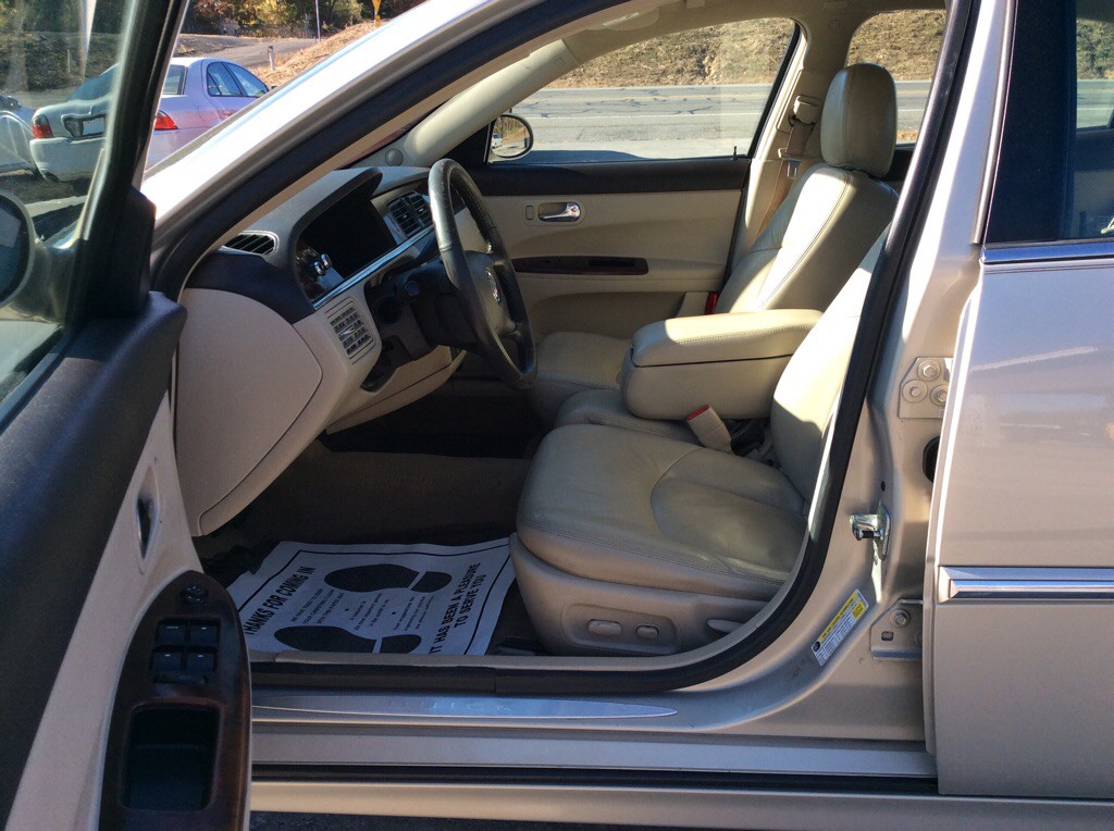 2008 Buick Lacrosse Image 6