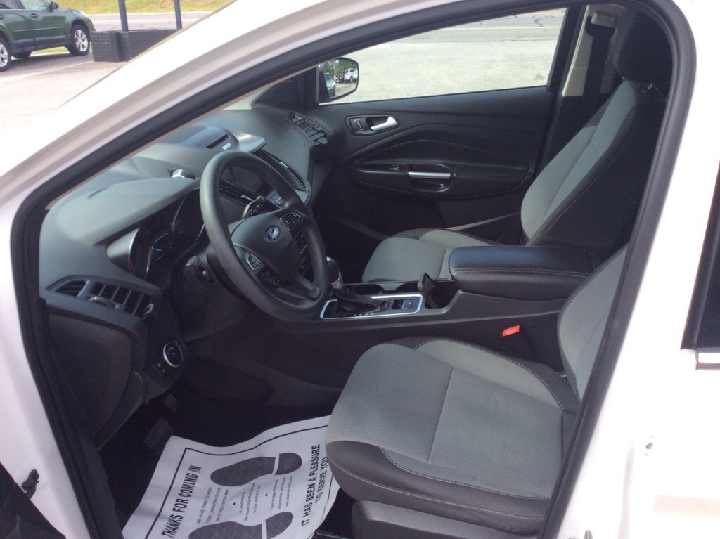 2017 Ford Escape Image 7