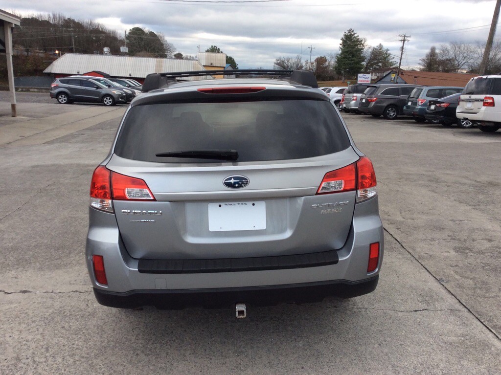 2010 Subaru Outback Image 4
