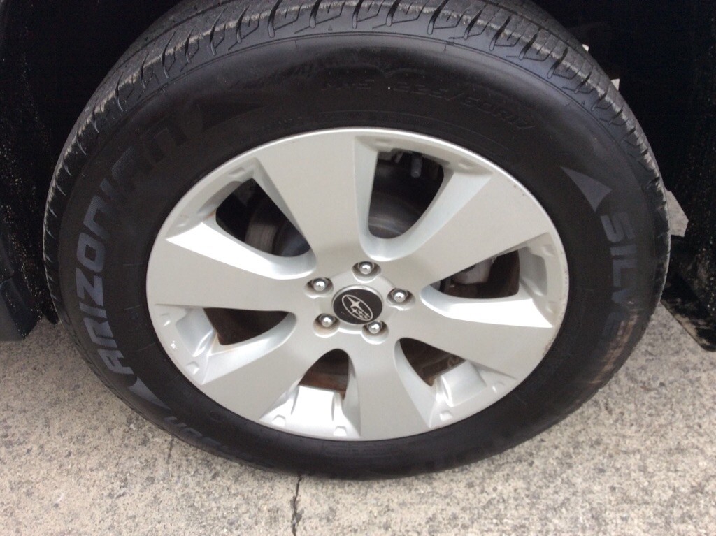 2010 Subaru Outback Image 9