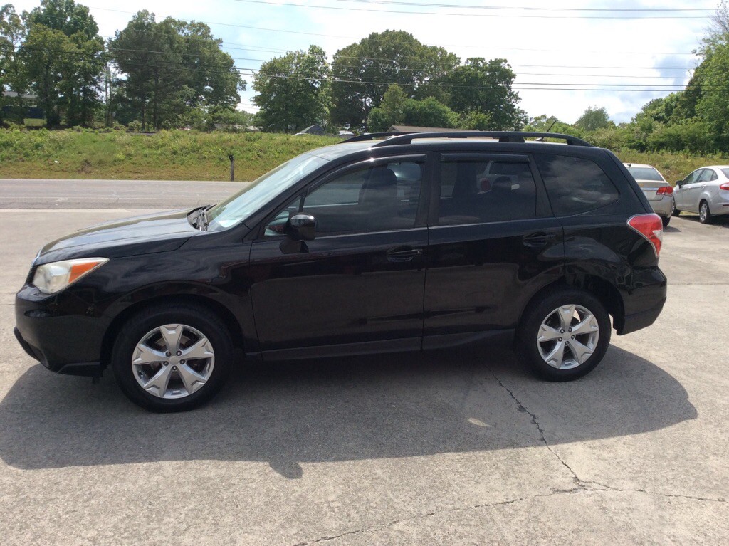 2014 Subaru Forester Image 2