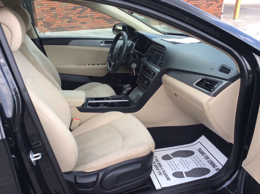 2017 Hyundai Sonata Image 10