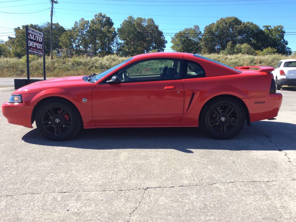 2004 Ford Mustang Image 1