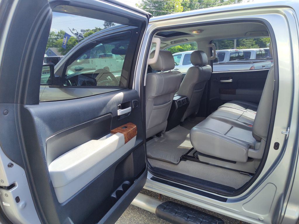 2011 Toyota Tundra Image 14