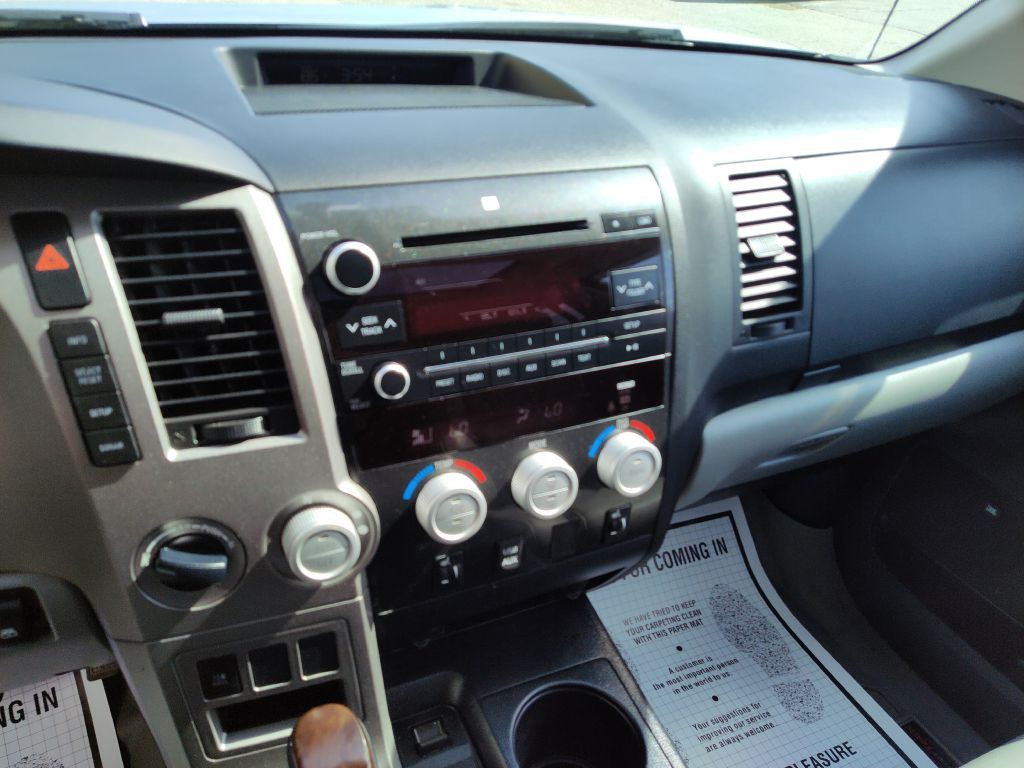 2011 Toyota Tundra Image 26