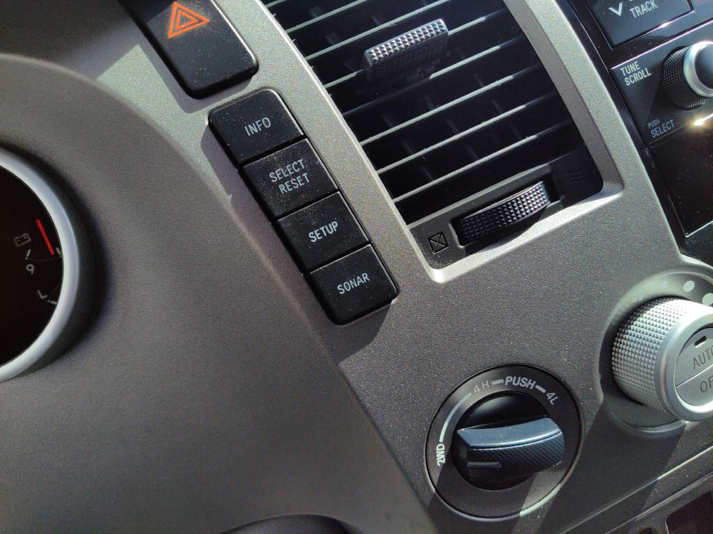 2011 Toyota Tundra Image 29