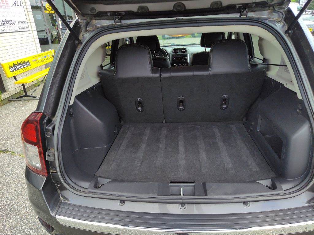 2015 Jeep Compass Image 18