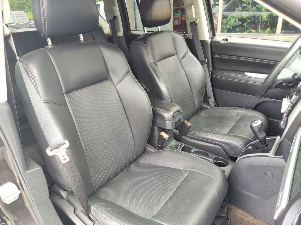 2015 Jeep Compass Image 21