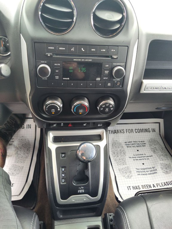2015 Jeep Compass Image 23