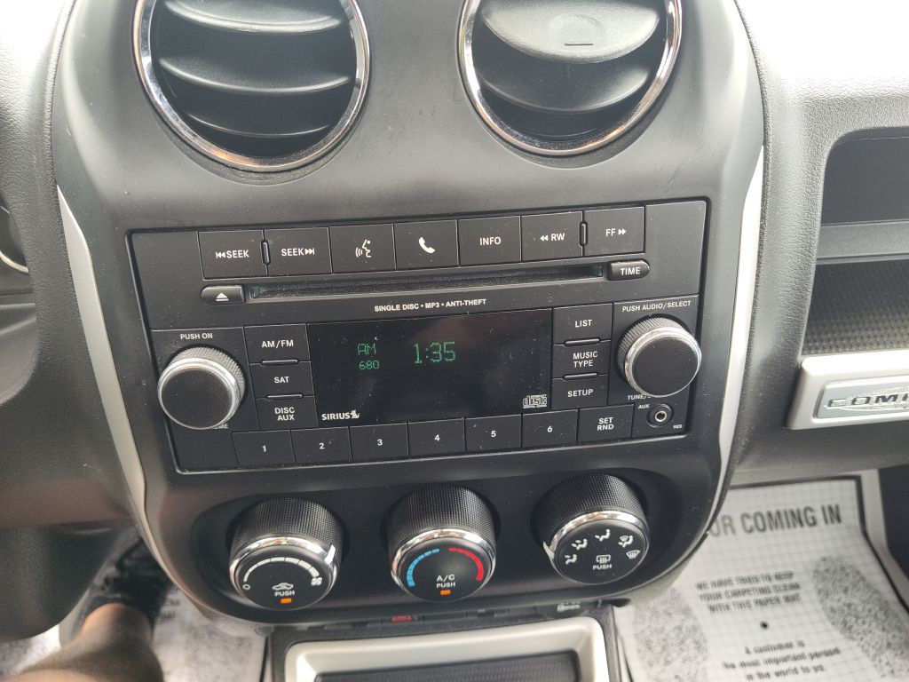 2015 Jeep Compass Image 26