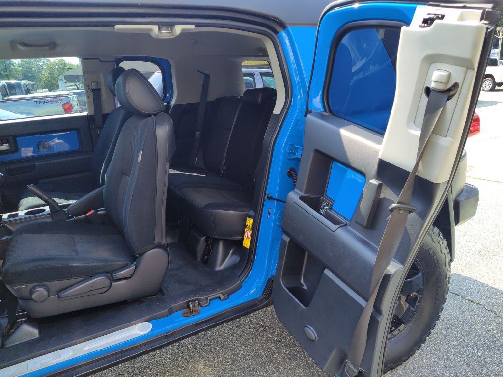 2007 Toyota FJ Cruiser Image 13
