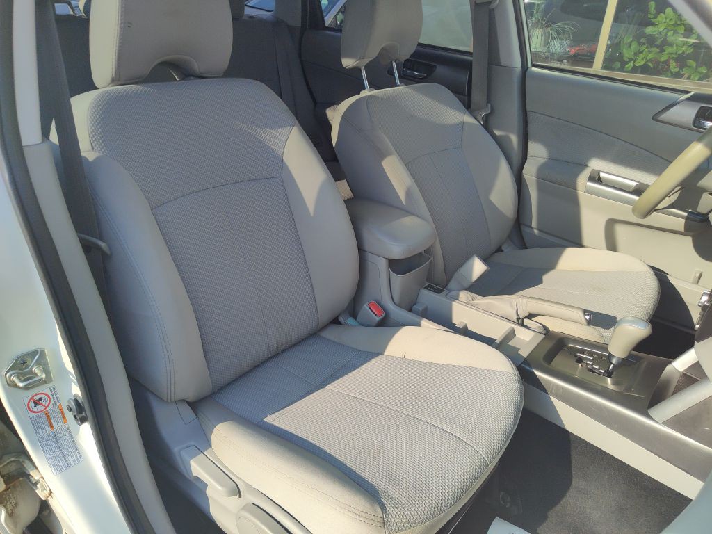 2012 Subaru Forester Image 17