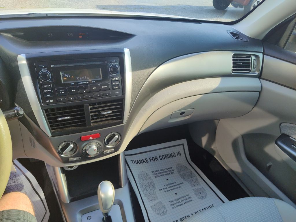 2012 Subaru Forester Image 24
