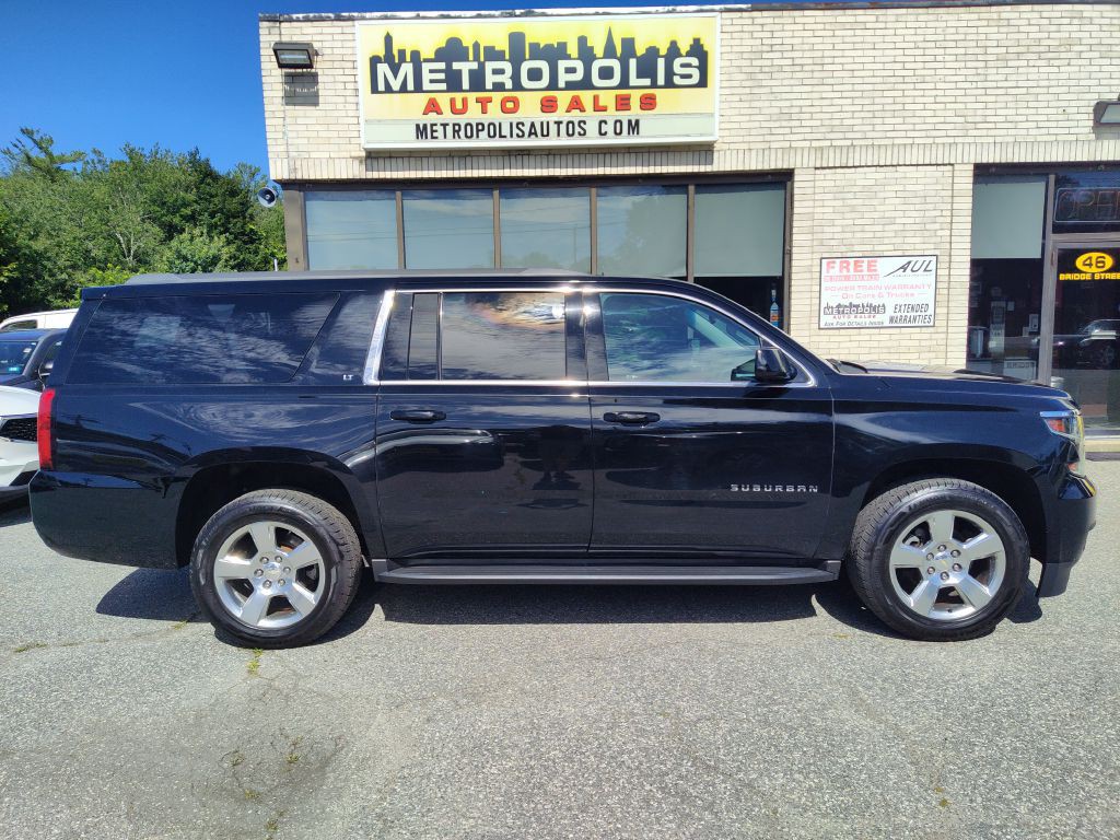 2018 Chevrolet Suburban Image 1