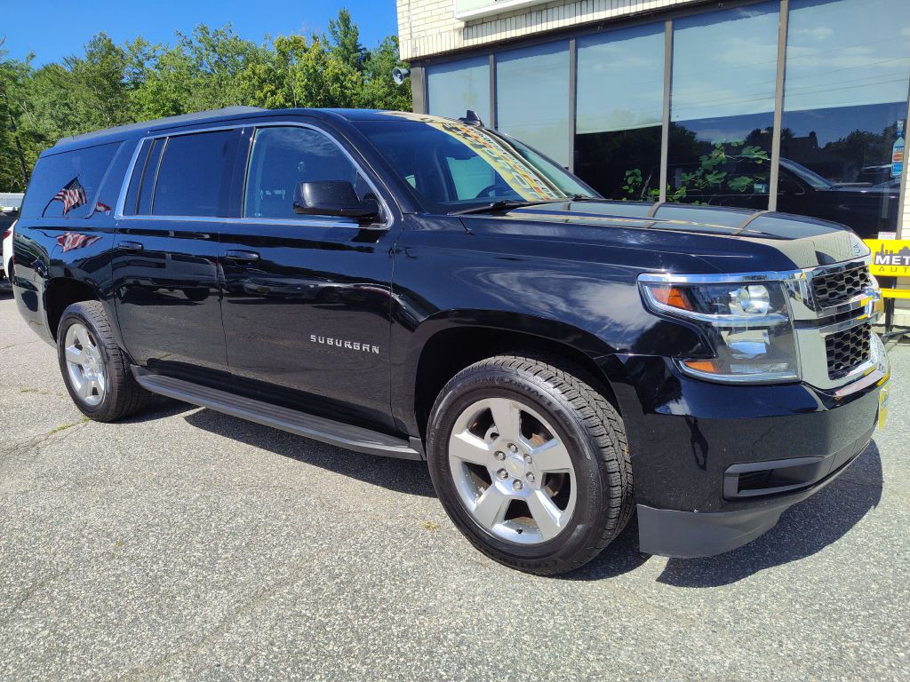 2018 Chevrolet Suburban Image 2