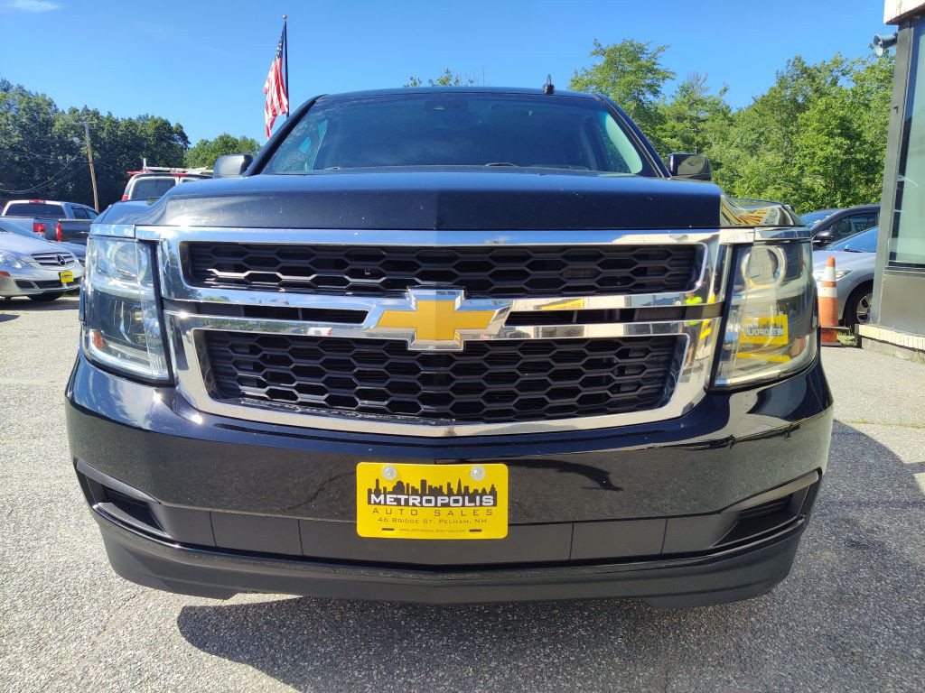 2018 Chevrolet Suburban Image 3