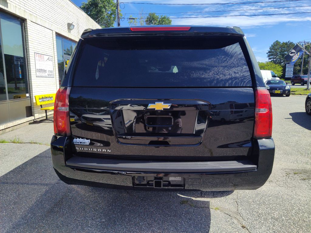 2018 Chevrolet Suburban Image 7