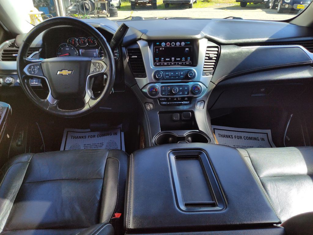 2018 Chevrolet Suburban Image 9