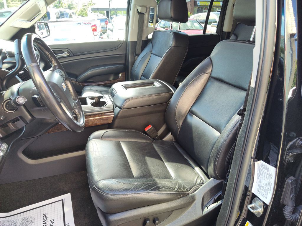 2018 Chevrolet Suburban Image 10