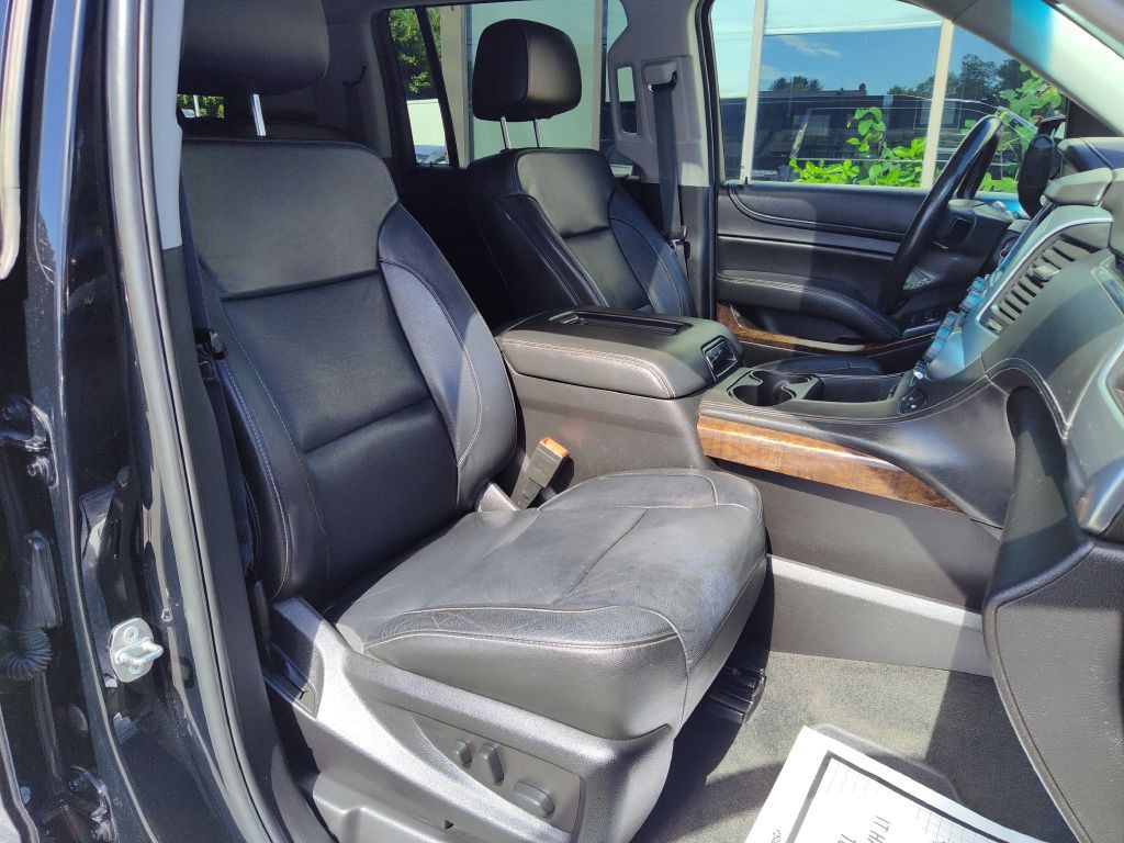 2018 Chevrolet Suburban Image 19