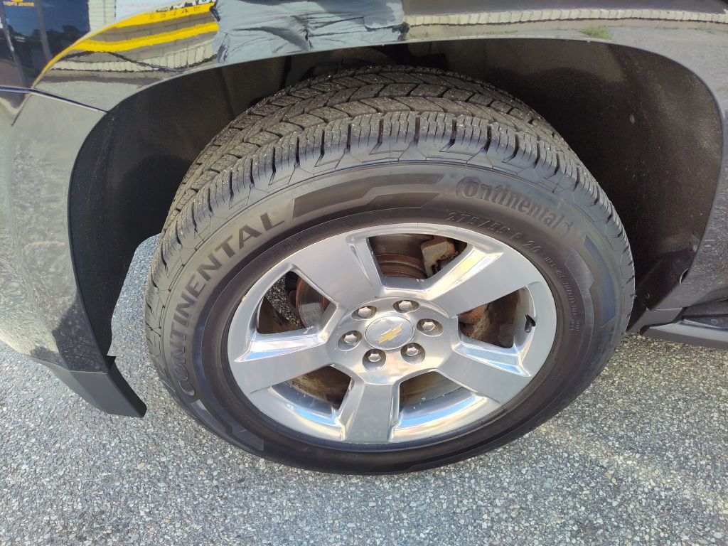 2018 Chevrolet Suburban Image 25