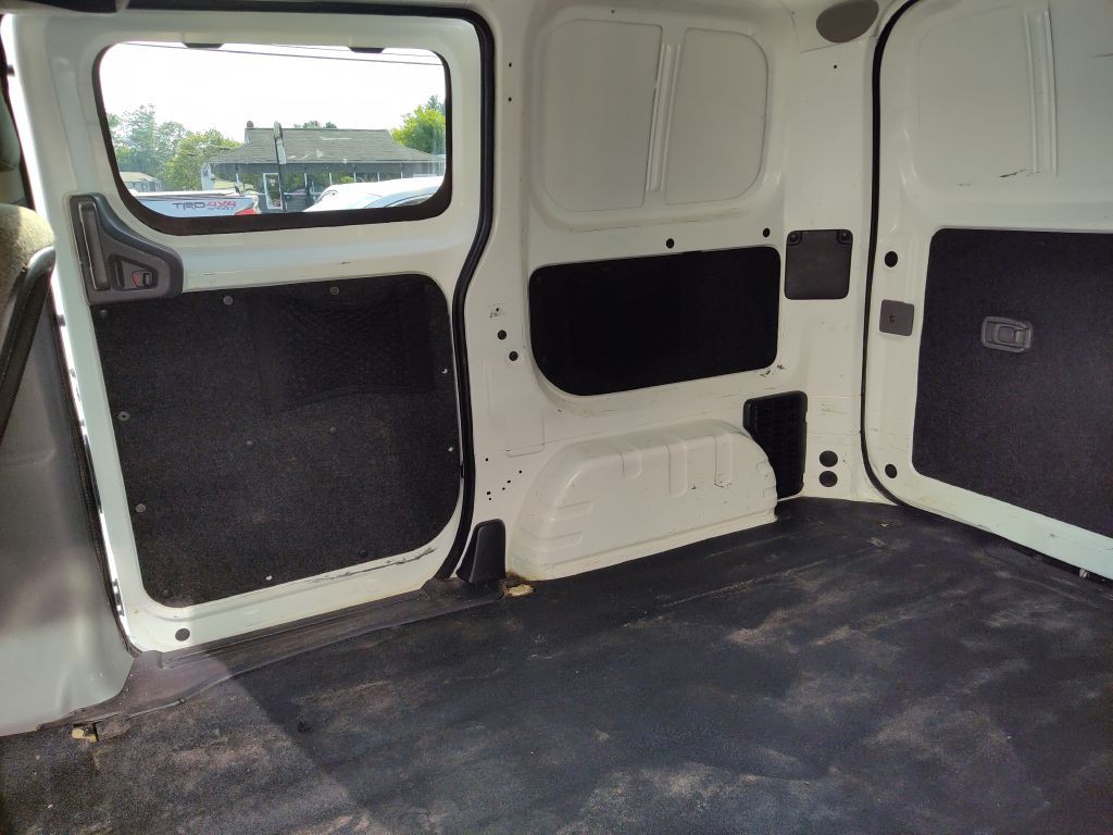 2018 Nissan NV200 Image 13