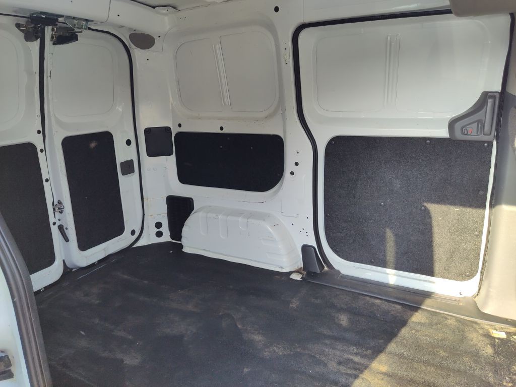 2018 Nissan NV200 Image 17