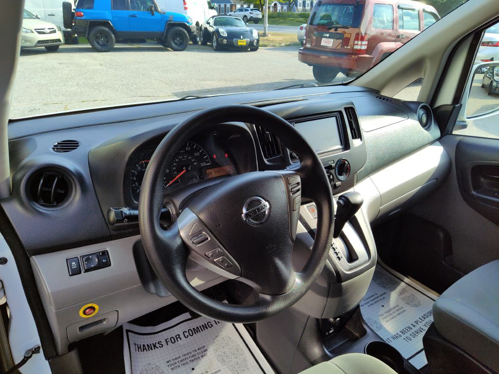 2020 Nissan NV200 Image 9