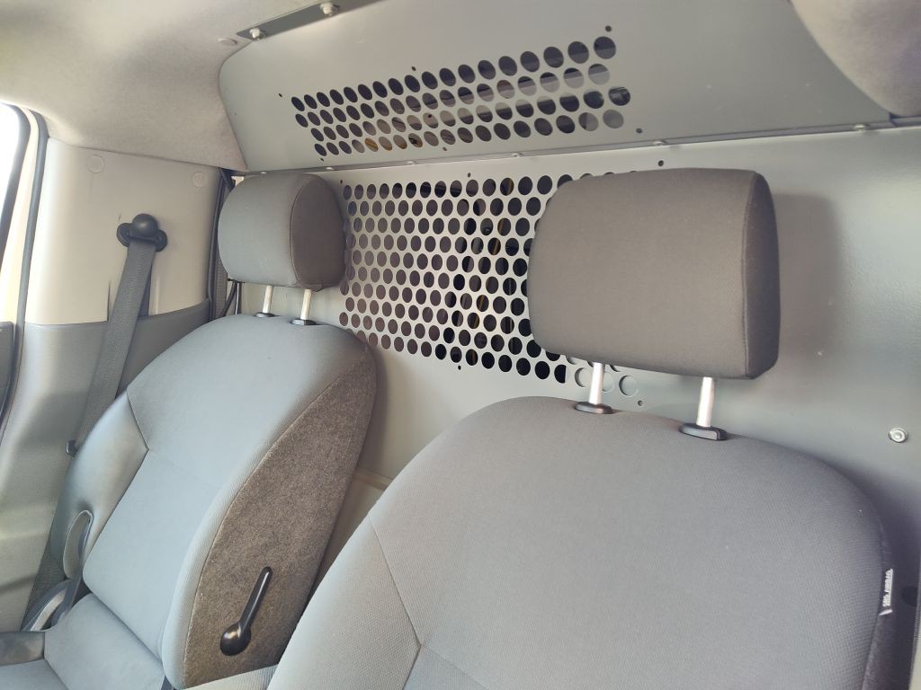 2020 Nissan NV200 Image 30