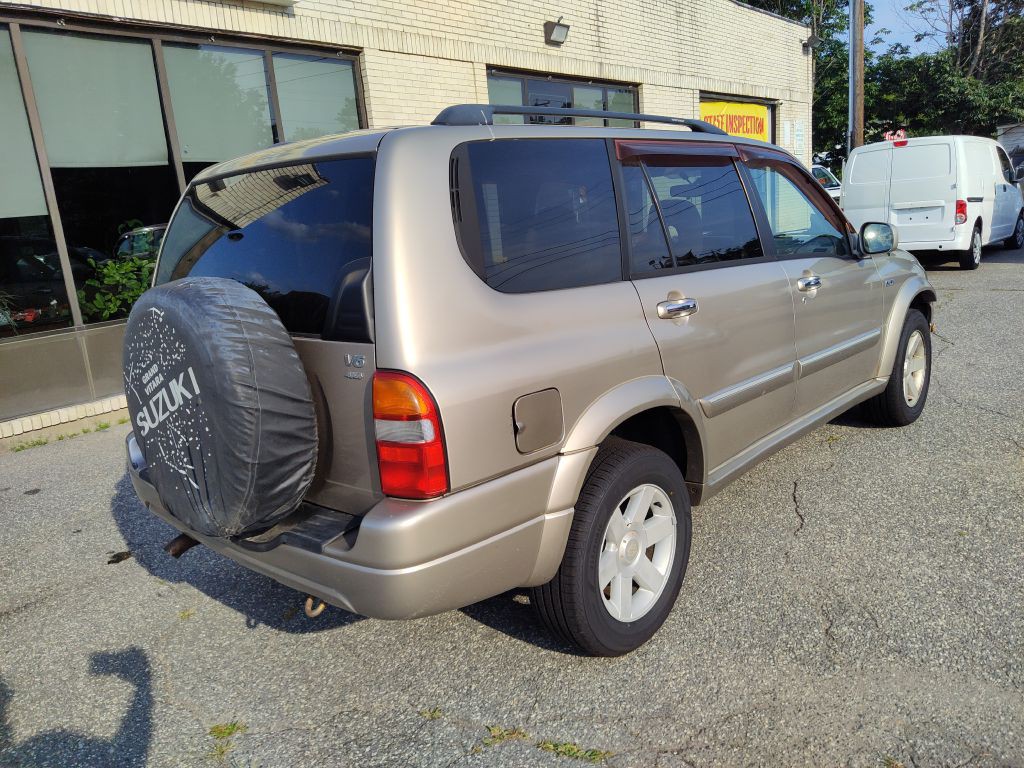 2003 Suzuki XL7 Image 8