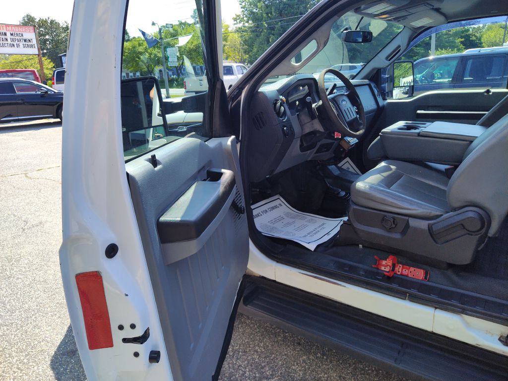 2015 Ford F-250 Image 11