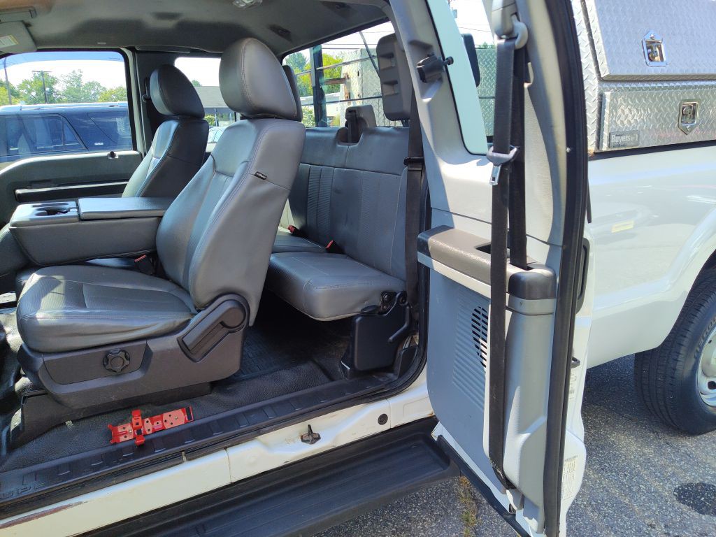 2015 Ford F-250 Image 12