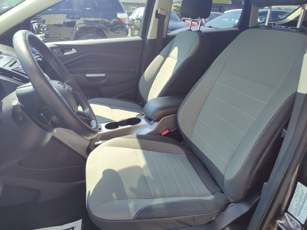2016 Ford Escape Image 10
