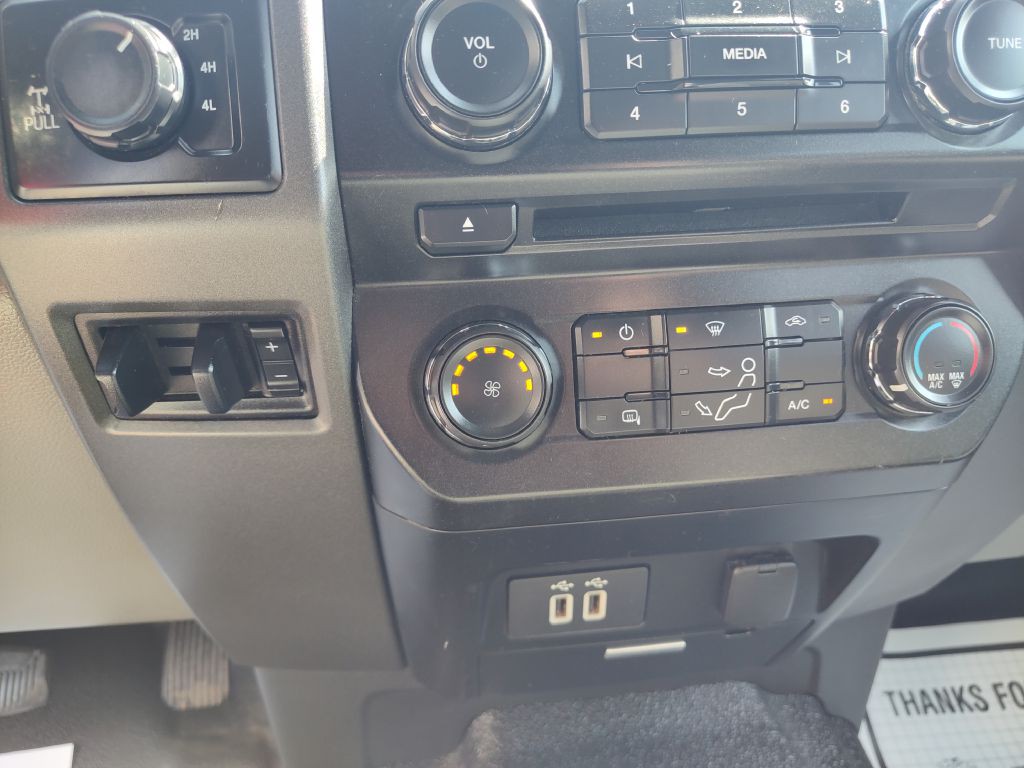 2018 Ford F-250 Image 32