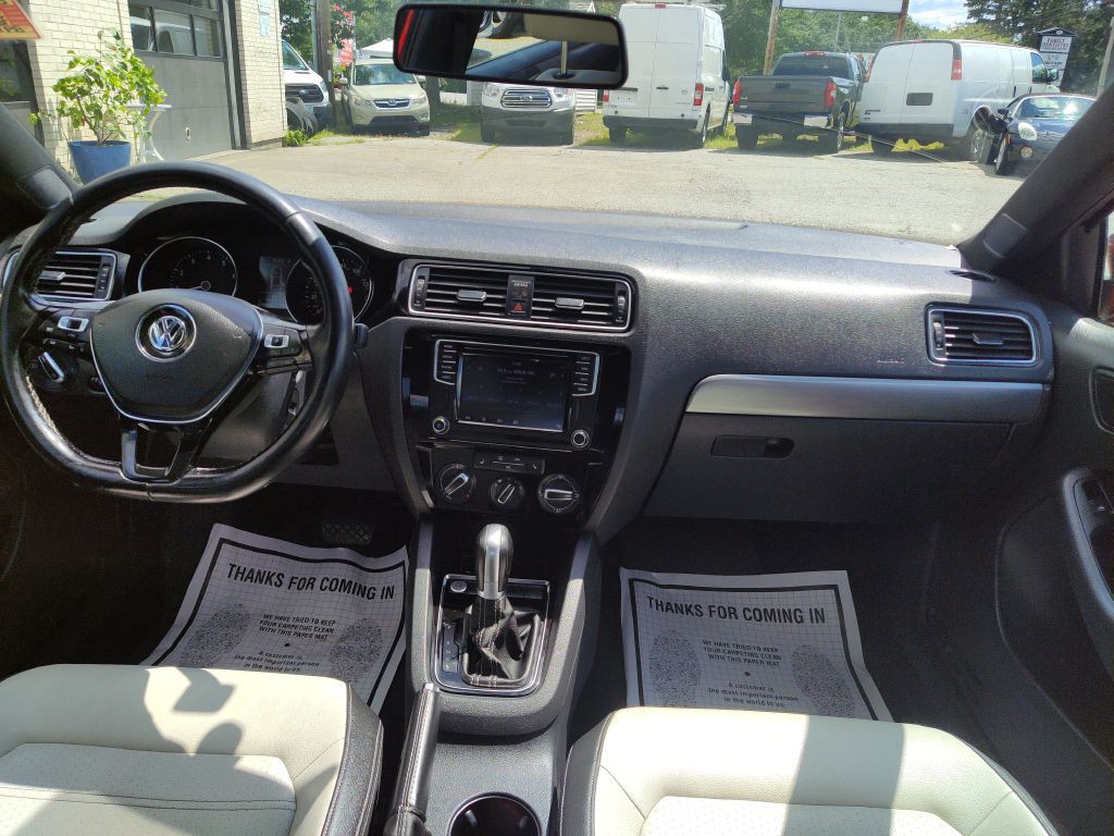 2016 Volkswagen Jetta Image 10