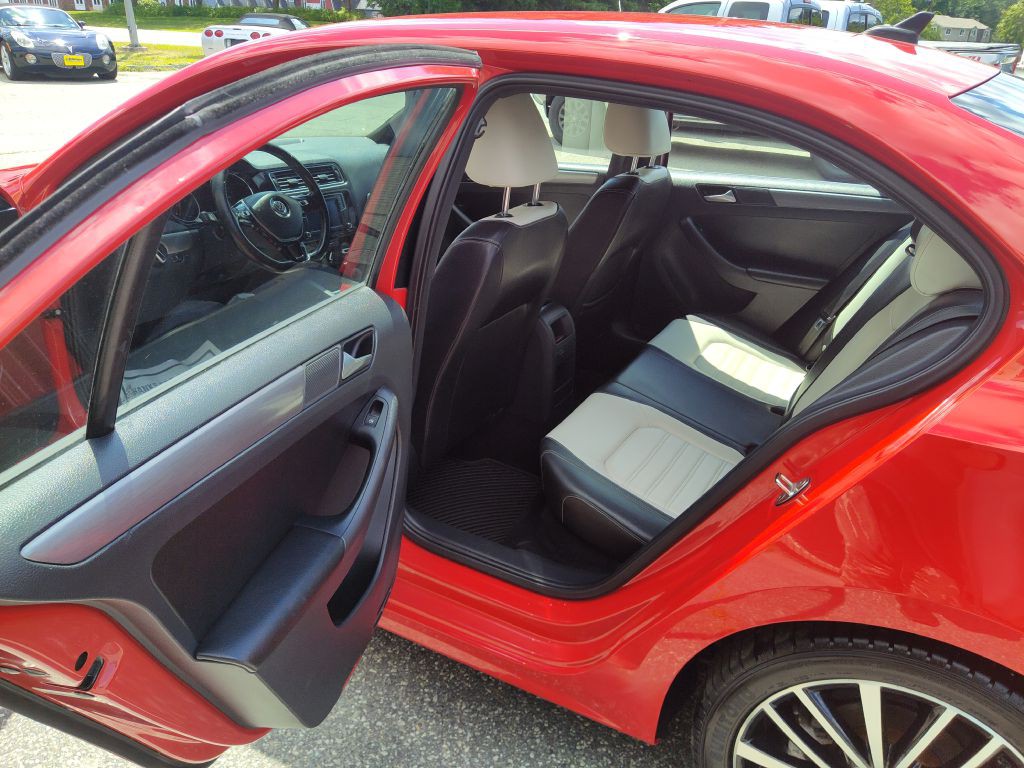 2016 Volkswagen Jetta Image 14