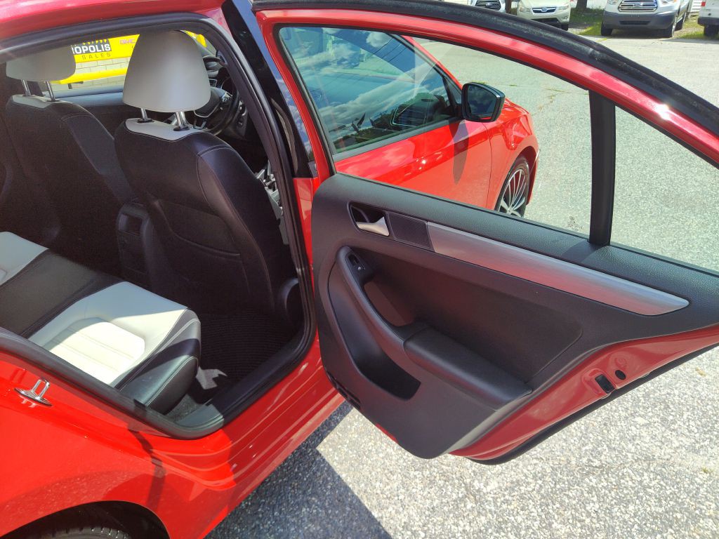 2016 Volkswagen Jetta Image 17