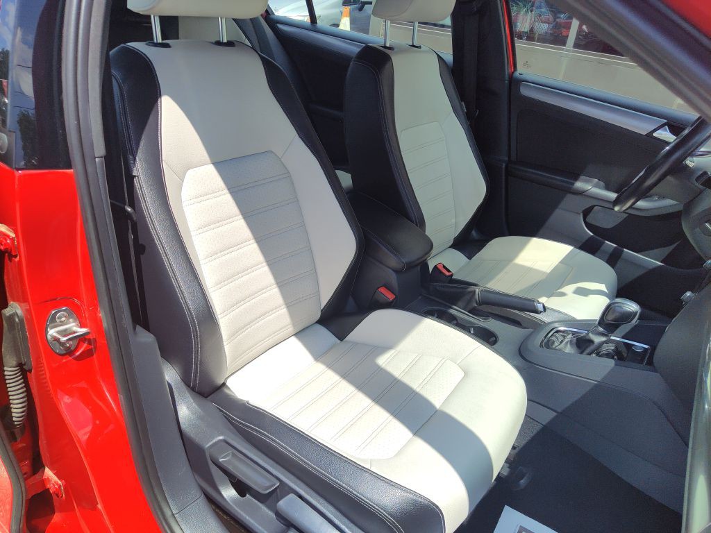 2016 Volkswagen Jetta Image 18