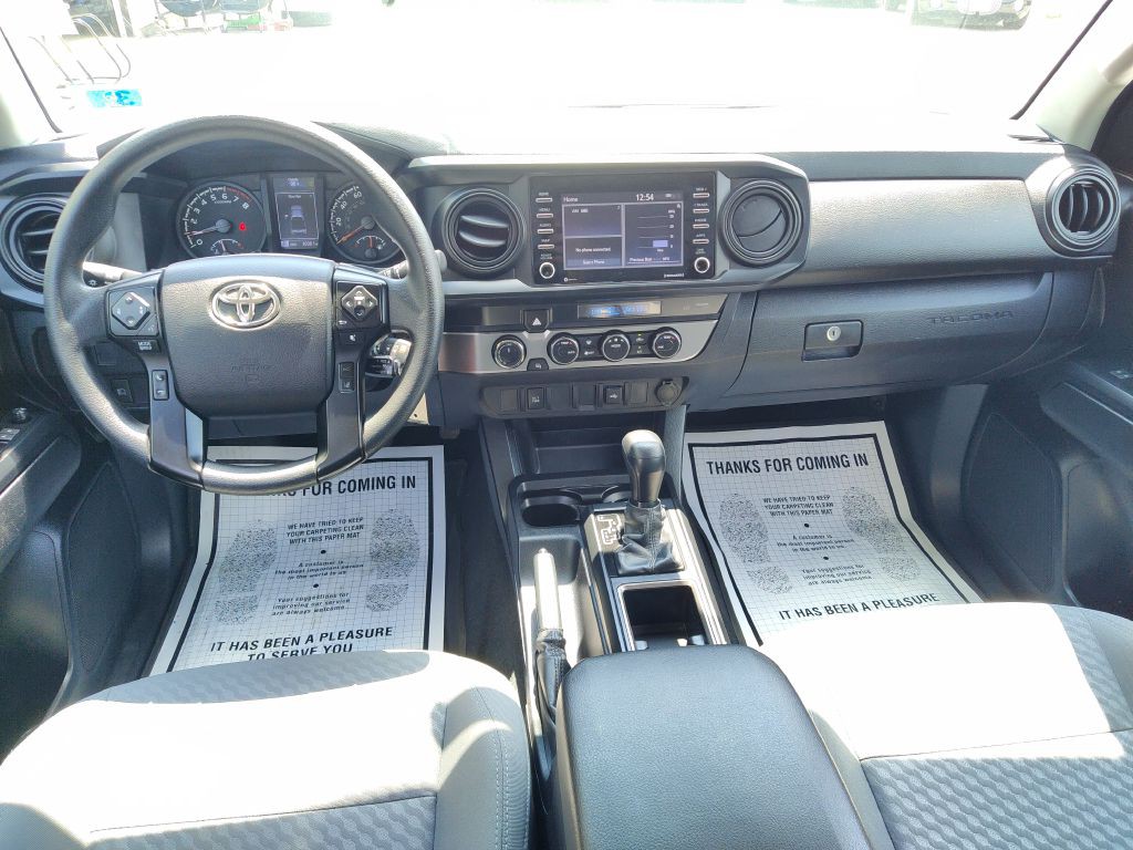 2022 Toyota Tacoma Image 9