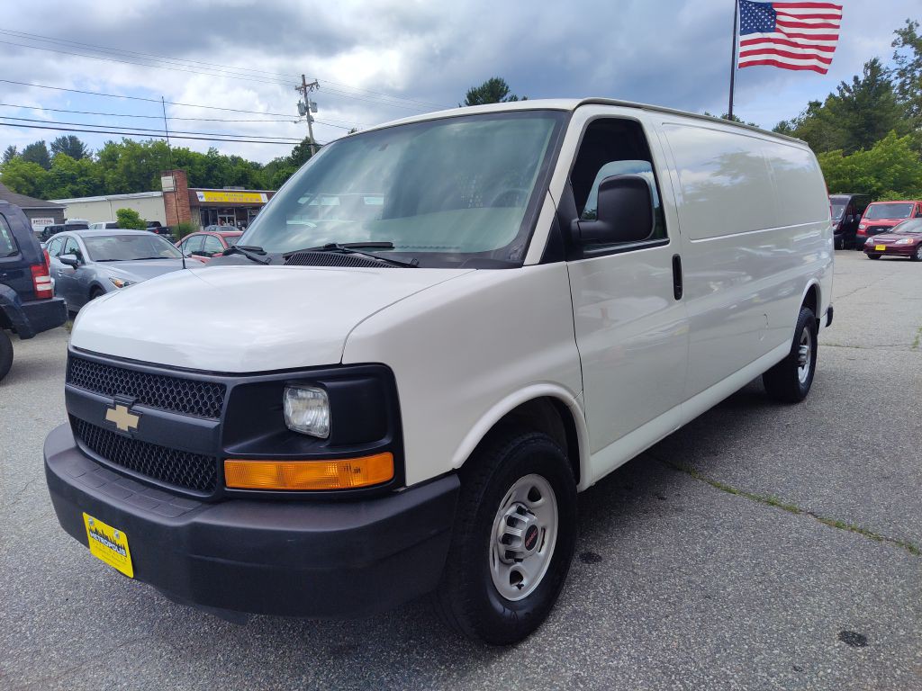 2016 GMC Savana Image 4