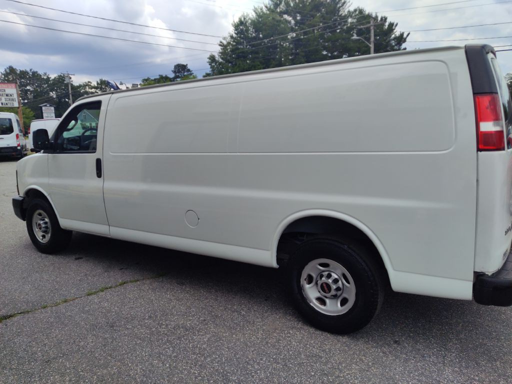 2016 GMC Savana Image 5