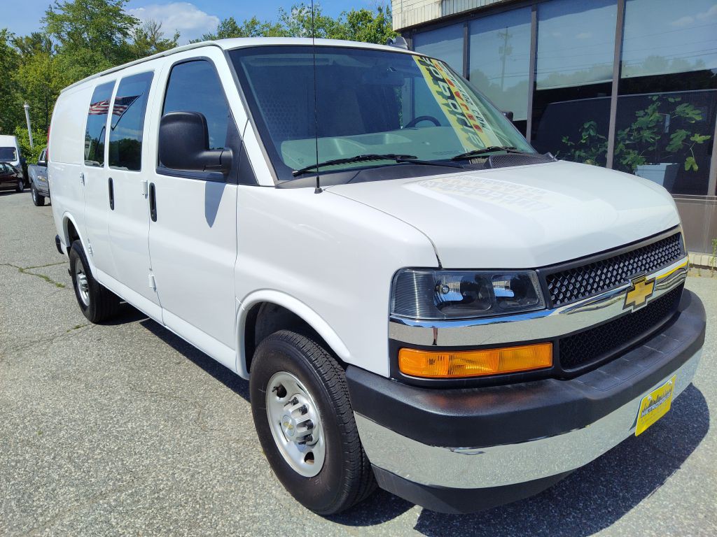 2023 Chevrolet Express Image 2
