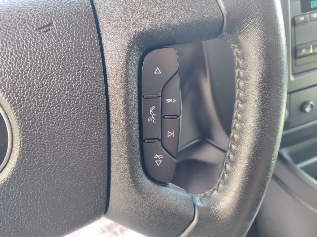 2023 Chevrolet Express Image 26