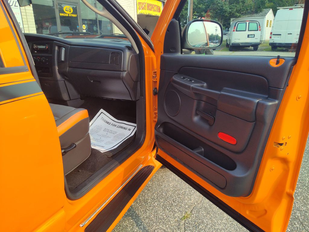 2005 Dodge Ram 1500 Image 18