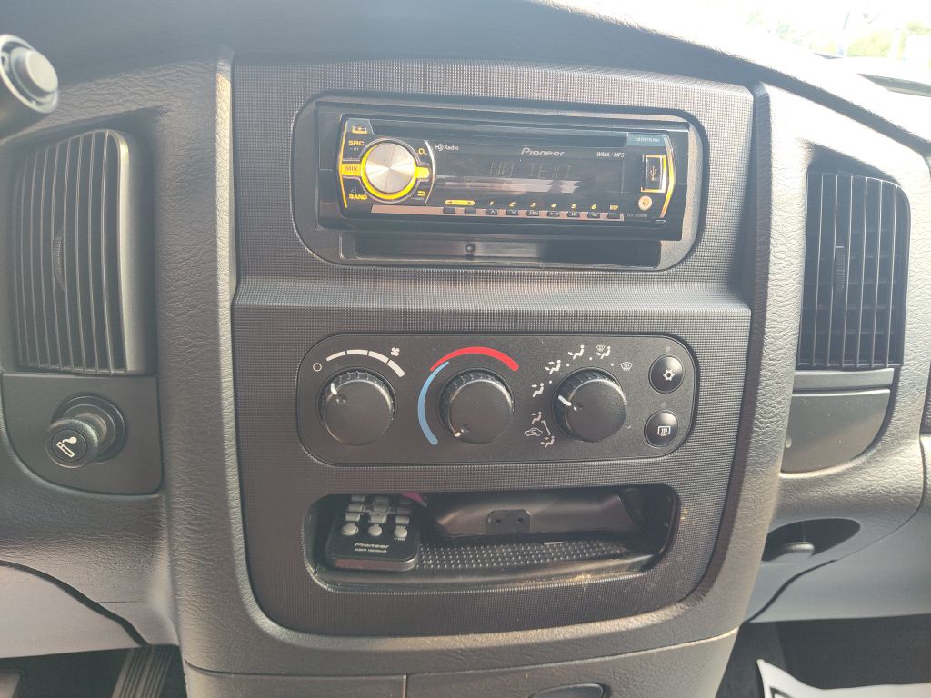 2005 Dodge Ram 1500 Image 26