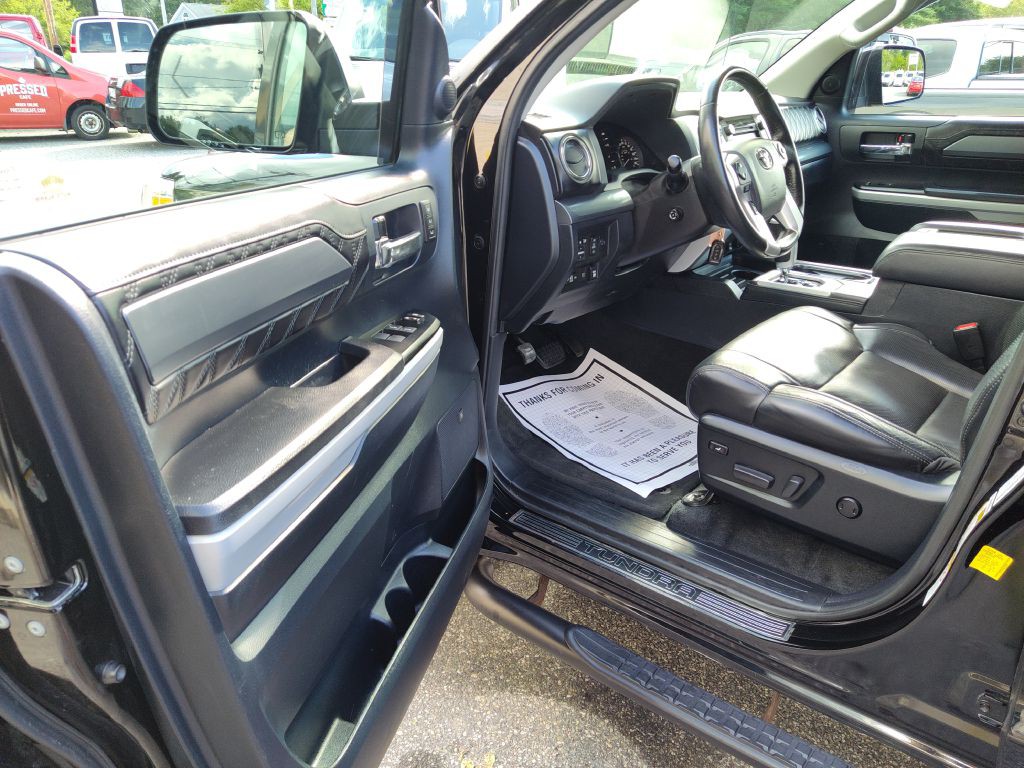2019 Toyota Tundra Image 11